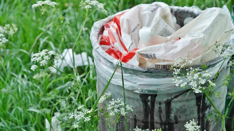 Wybór właściwej folii ostrzegawczej i kablowej